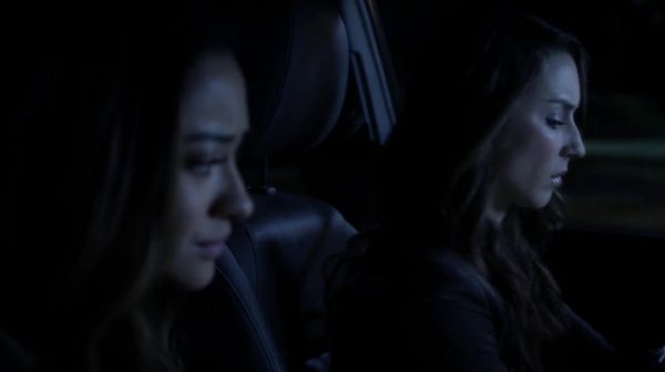 PLL_S04E23_720p_JACK_Up_DownloadSeriesHere_0212.jpg
