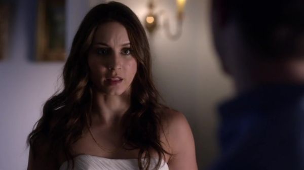 PLL_S04E23_720p_JACK_Up_DownloadSeriesHere_1695.jpg