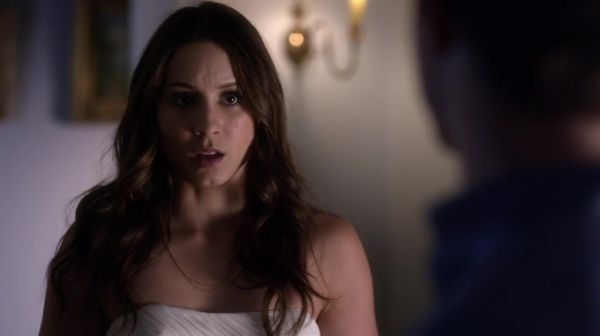 PLL_S04E23_720p_JACK_Up_DownloadSeriesHere_1697.jpg
