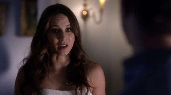 PLL_S04E23_720p_JACK_Up_DownloadSeriesHere_1705.jpg