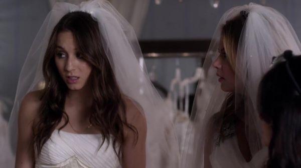 PLL_S04E23_720p_JACK_Up_DownloadSeriesHere_1822.jpg