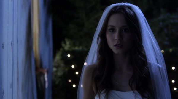 PLL_S04E23_720p_JACK_Up_DownloadSeriesHere_1871.jpg