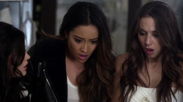 PLL_S04E23_720p_JACK_Up_DownloadSeriesHere_2383.jpg