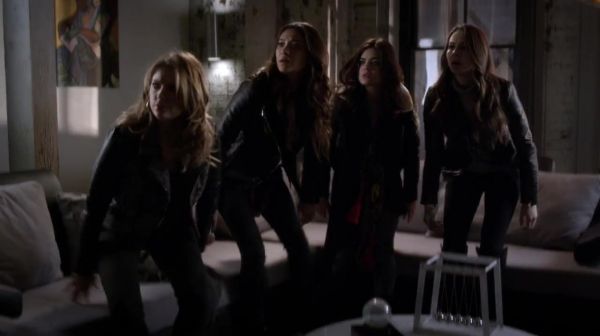 PLL_S04E24_720p_JACK_Up_DownloadSeriesHere_0121.jpg