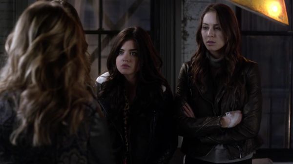 PLL_S04E24_720p_JACK_Up_DownloadSeriesHere_0193.jpg