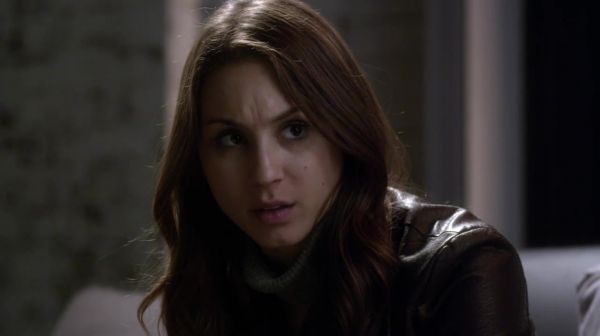 PLL_S04E24_720p_JACK_Up_DownloadSeriesHere_0374.jpg