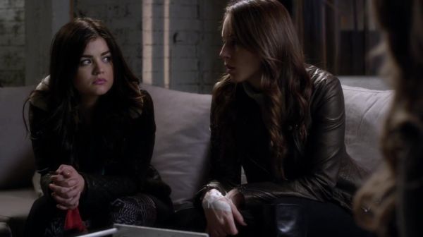 PLL_S04E24_720p_JACK_Up_DownloadSeriesHere_0528.jpg