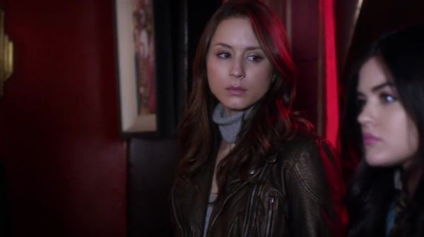 PLL_S04E24_720p_JACK_Up_DownloadSeriesHere_0823.jpg