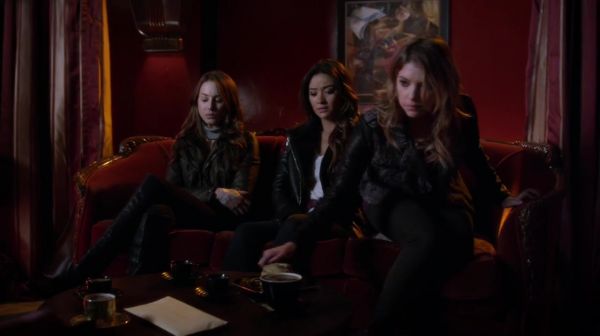 PLL_S04E24_720p_JACK_Up_DownloadSeriesHere_1364.jpg