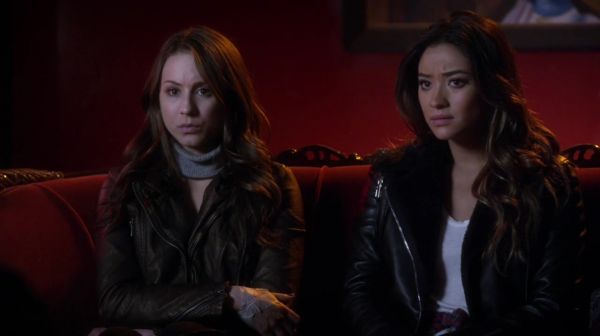 PLL_S04E24_720p_JACK_Up_DownloadSeriesHere_1377.jpg