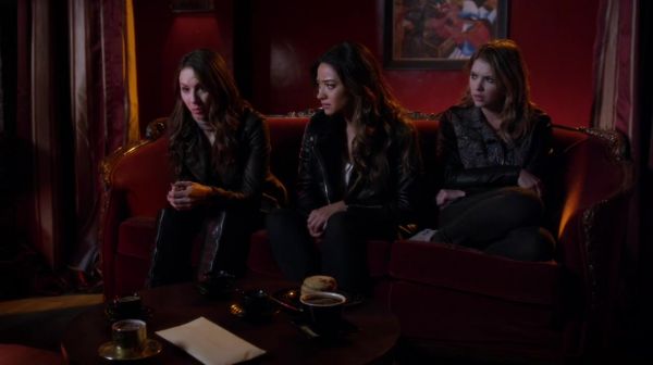 PLL_S04E24_720p_JACK_Up_DownloadSeriesHere_1569.jpg
