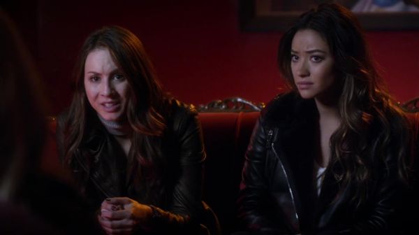 PLL_S04E24_720p_JACK_Up_DownloadSeriesHere_1592.jpg