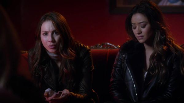 PLL_S04E24_720p_JACK_Up_DownloadSeriesHere_1595.jpg