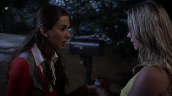 PLL_S04E24_720p_JACK_Up_DownloadSeriesHere_1679.jpg