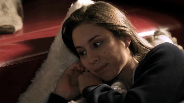 Pretty_Little_Liars_S02x01_720p_Bluray_Dual_PauloADM_0317.jpg