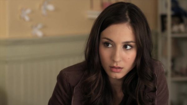 Pretty_Little_Liars_S02x01_720p_Bluray_Dual_PauloADM_1979.jpg