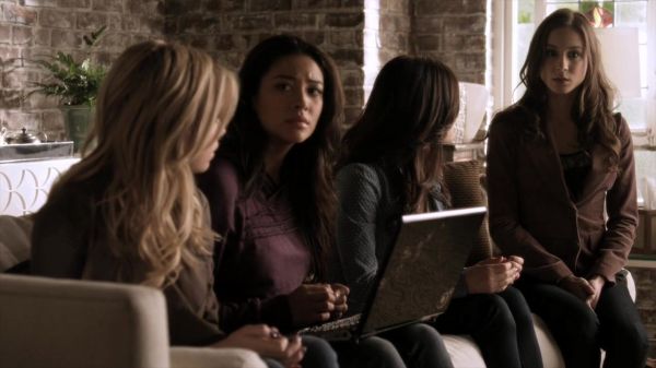 Pretty_Little_Liars_S02x01_720p_Bluray_Dual_PauloADM_2099.jpg