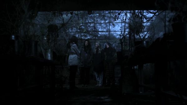 Pretty_Little_Liars_S02x01_720p_Bluray_Dual_PauloADM_2476.jpg