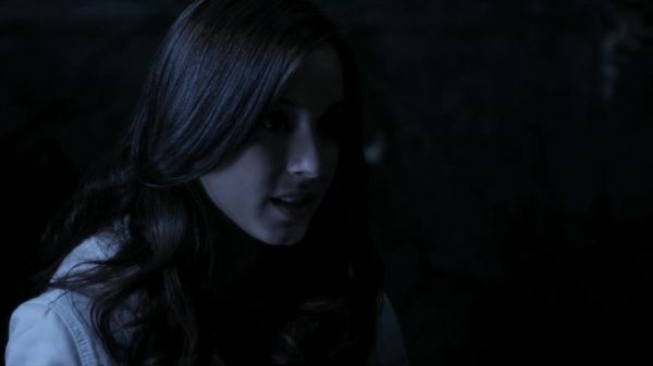 Pretty_Little_Liars_S02x01_720p_Bluray_Dual_PauloADM_2479.jpg