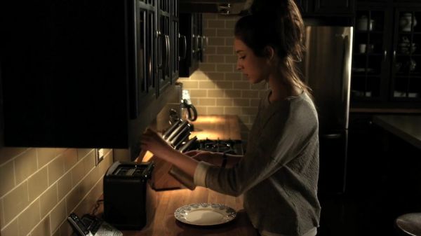 Pretty_Little_Liars_S02x03_720p_Bluray_Dual_PauloADM_1288.jpg