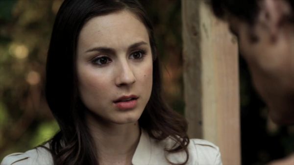 Pretty_Little_Liars_S02x03_720p_Bluray_Dual_PauloADM_1555.jpg