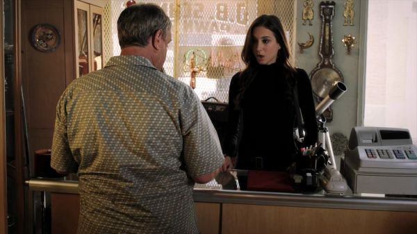 Pretty_Little_Liars_S02x04_720p_Bluray_Dual_PauloADM_0090.jpg