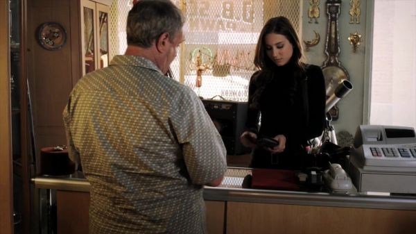 Pretty_Little_Liars_S02x04_720p_Bluray_Dual_PauloADM_0095.jpg