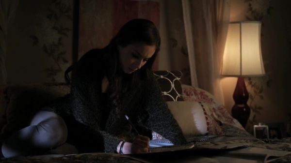 Pretty_Little_Liars_S02x04_720p_Bluray_Dual_PauloADM_1748.jpg