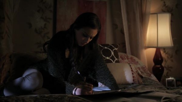 Pretty_Little_Liars_S02x04_720p_Bluray_Dual_PauloADM_1749.jpg