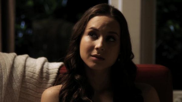Pretty_Little_Liars_S02x05_720p_Bluray_Dual_PauloADM_0708.jpg