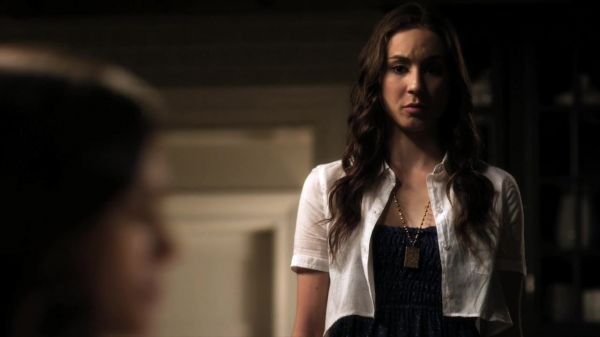 Pretty_Little_Liars_S02x05_720p_Bluray_Dual_PauloADM_1305.jpg
