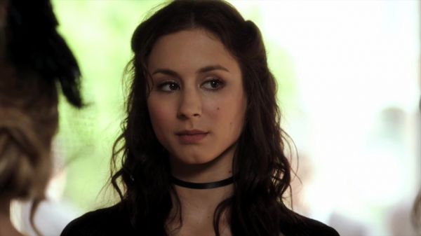 Pretty_Little_Liars_S02x05_720p_Bluray_Dual_PauloADM_1445.jpg