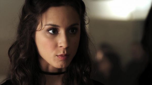 Pretty_Little_Liars_S02x05_720p_Bluray_Dual_PauloADM_1469.jpg