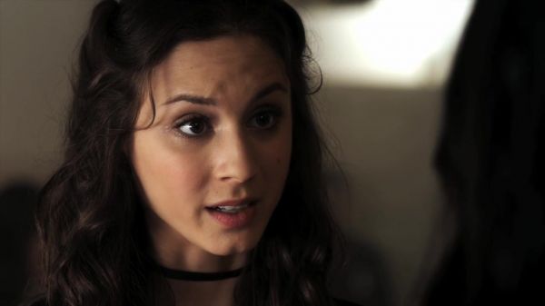 Pretty_Little_Liars_S02x05_720p_Bluray_Dual_PauloADM_1494.jpg