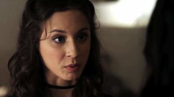 Pretty_Little_Liars_S02x05_720p_Bluray_Dual_PauloADM_1497.jpg