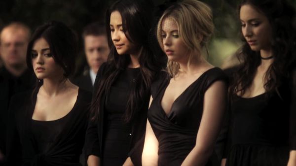 Pretty_Little_Liars_S02x05_720p_Bluray_Dual_PauloADM_1610.jpg