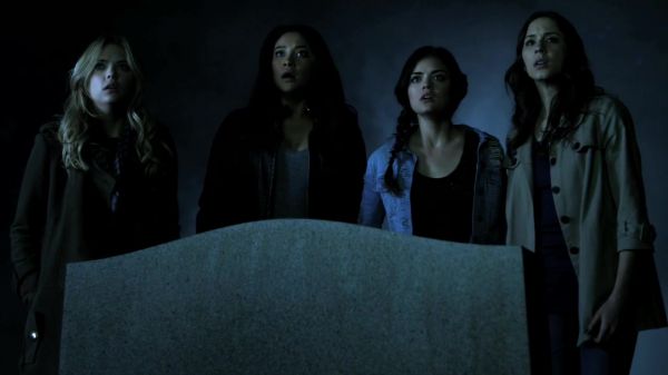 Pretty_Little_Liars_S02x05_720p_Bluray_Dual_PauloADM_2446.jpg