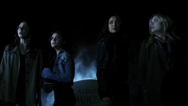 Pretty_Little_Liars_S02x05_720p_Bluray_Dual_PauloADM_2500.jpg