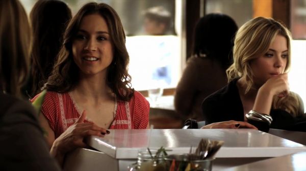 Pretty_Little_Liars_S02x06_720p_Bluray_Dual_PauloADM_0810.jpg
