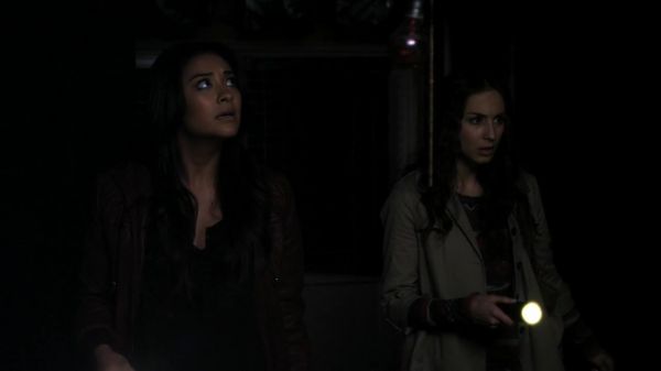 Pretty_Little_Liars_S02x09_720p_Bluray_Dual_PauloADM_1994.jpg