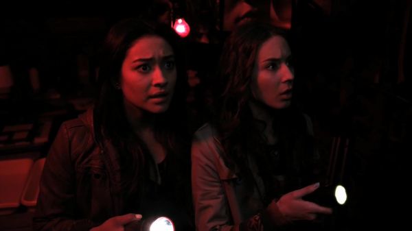 Pretty_Little_Liars_S02x09_720p_Bluray_Dual_PauloADM_2020.jpg