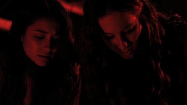 Pretty_Little_Liars_S02x09_720p_Bluray_Dual_PauloADM_2039.jpg