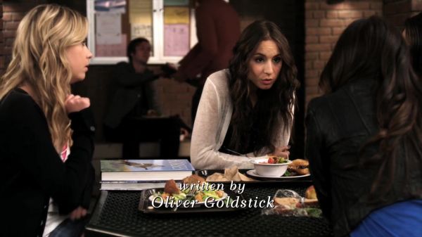 Pretty_Little_Liars_S02x11_720p_Bluray_Dual_PauloADM_0522.jpg