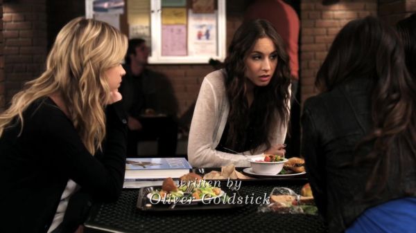 Pretty_Little_Liars_S02x11_720p_Bluray_Dual_PauloADM_0523.jpg