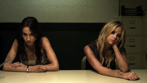 Pretty_Little_Liars_S02x12_720p_Bluray_Dual_PauloADM_1470.jpg