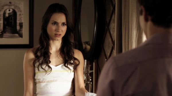 Pretty_Little_Liars_S02x12_720p_Bluray_Dual_PauloADM_1534.jpg
