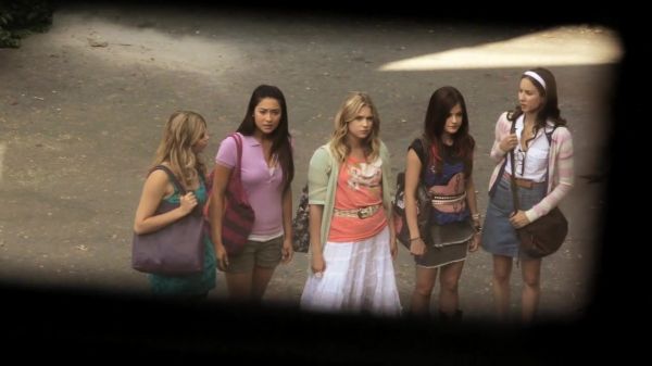 Pretty_Little_Liars_S02x13_720p_Bluray_Dual_PauloADM_0246.jpg