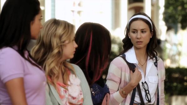 Pretty_Little_Liars_S02x13_720p_Bluray_Dual_PauloADM_0265.jpg