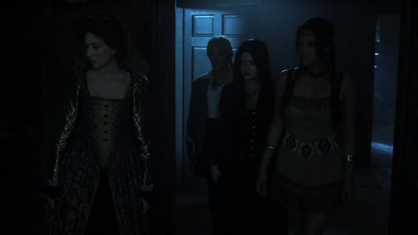Pretty_Little_Liars_S02x13_720p_Bluray_Dual_PauloADM_2190.jpg