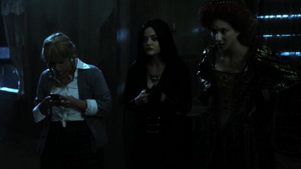 Pretty_Little_Liars_S02x13_720p_Bluray_Dual_PauloADM_2345.jpg